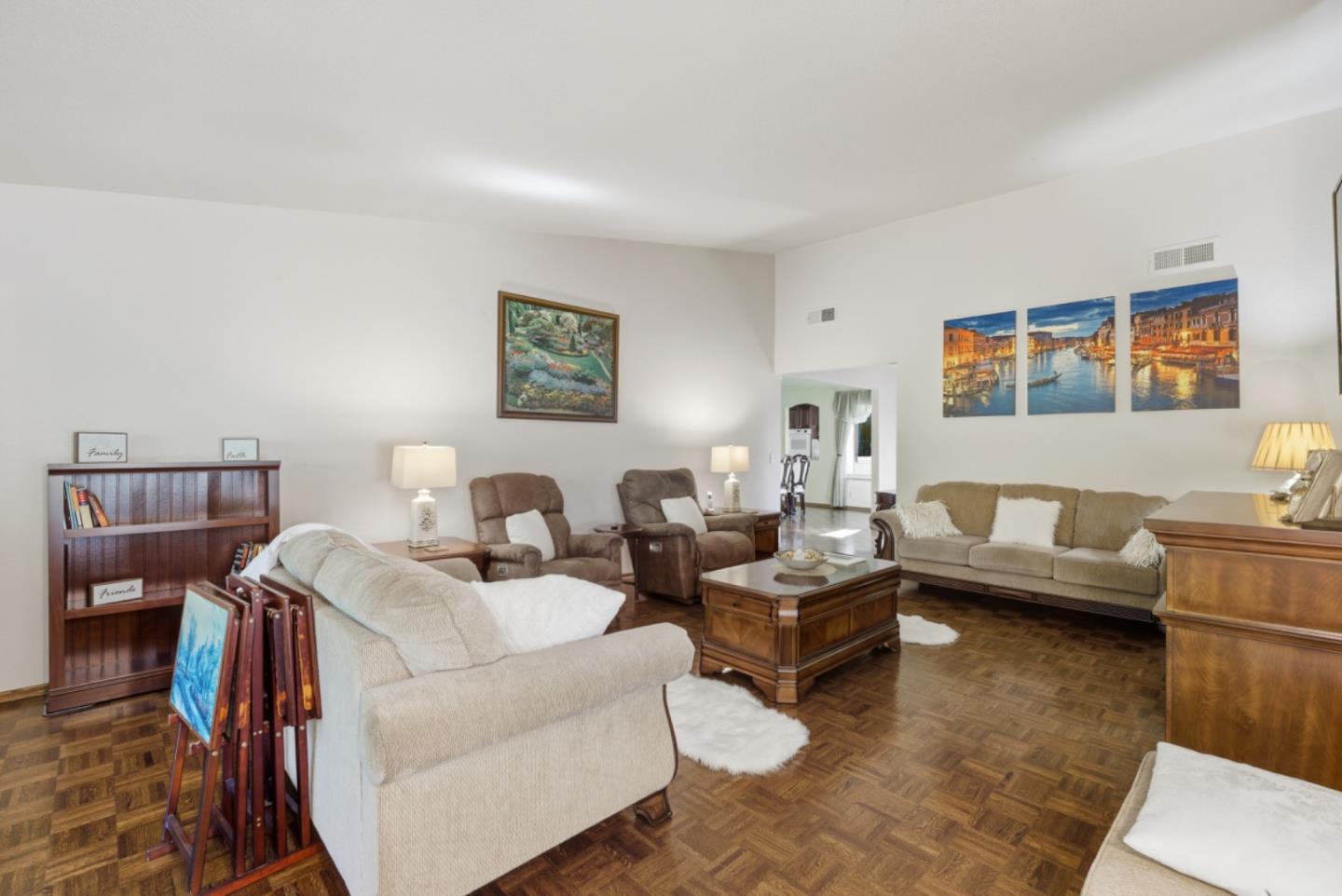 Detail Gallery Image 16 of 34 For 8423 Chenin Blanc Ln, San Jose,  CA 95135 - 3 Beds | 2 Baths