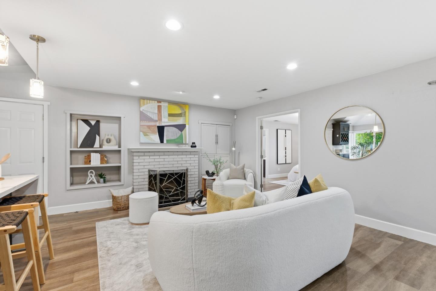 Detail Gallery Image 3 of 58 For 3991 Mulberry Dr, Concord,  CA 94519 - 3 Beds | 2 Baths