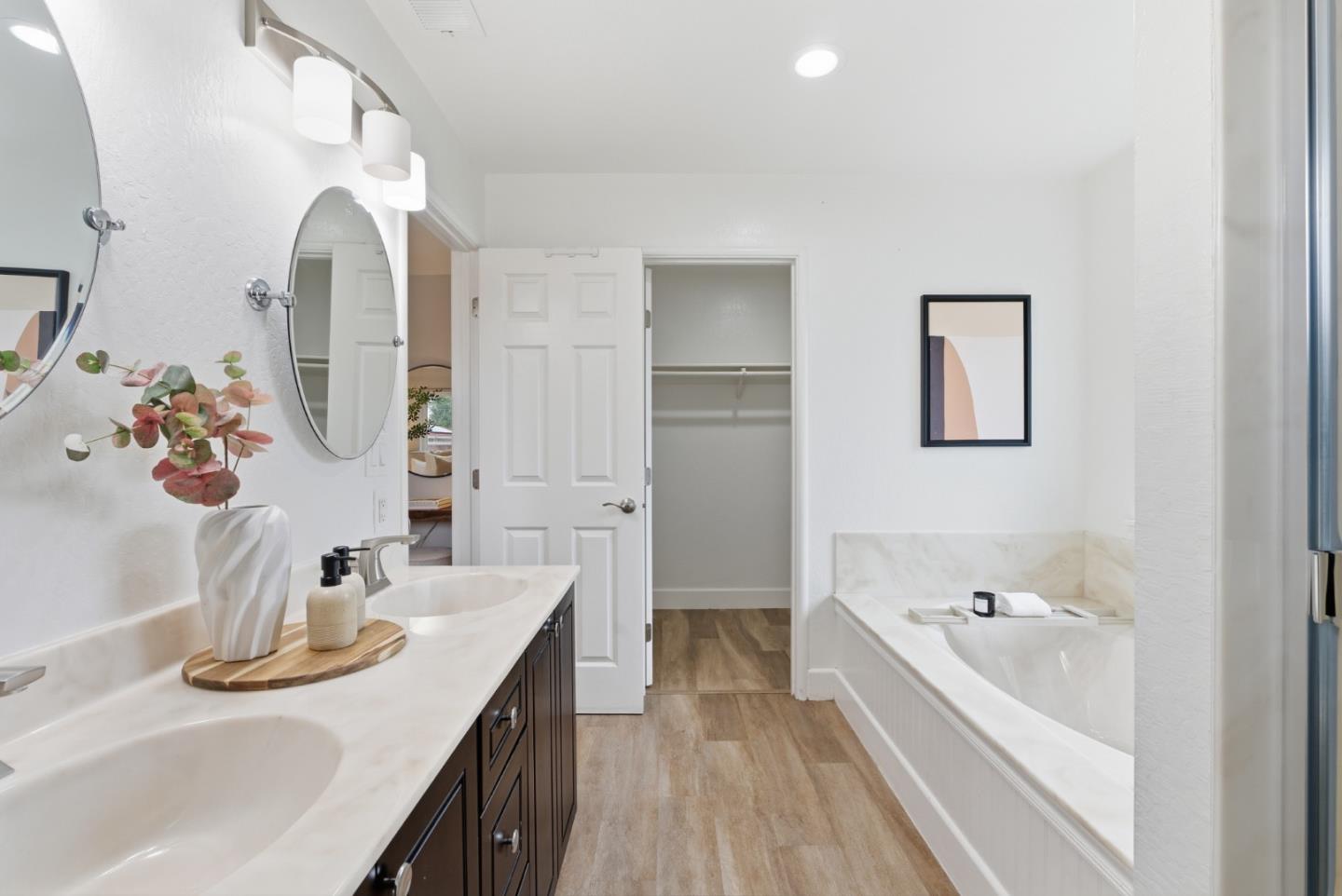 Detail Gallery Image 35 of 58 For 3991 Mulberry Dr, Concord,  CA 94519 - 3 Beds | 2 Baths