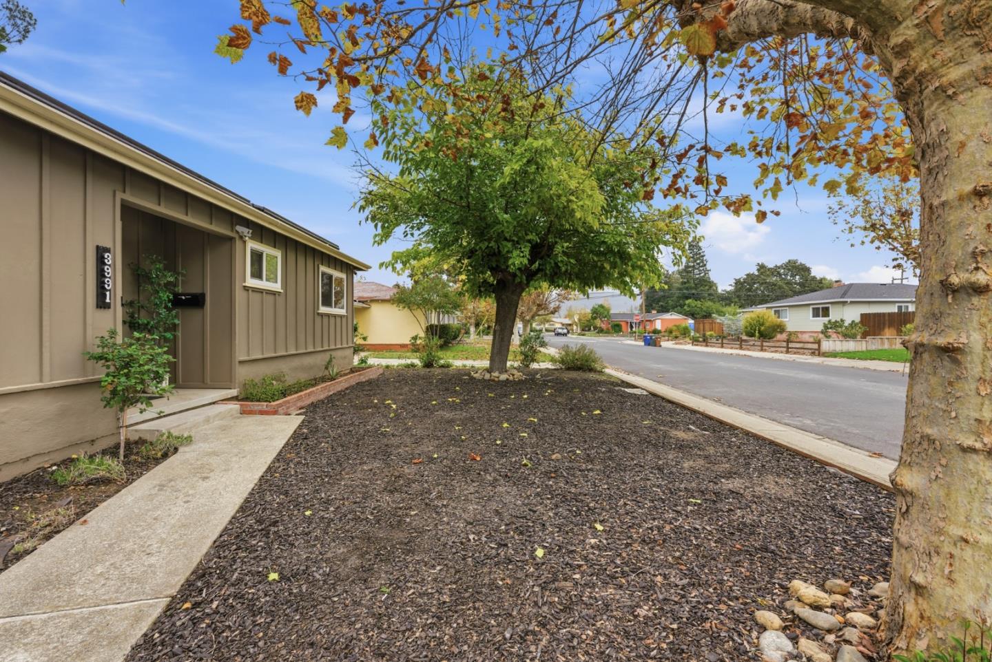 Detail Gallery Image 7 of 58 For 3991 Mulberry Dr, Concord,  CA 94519 - 3 Beds | 2 Baths