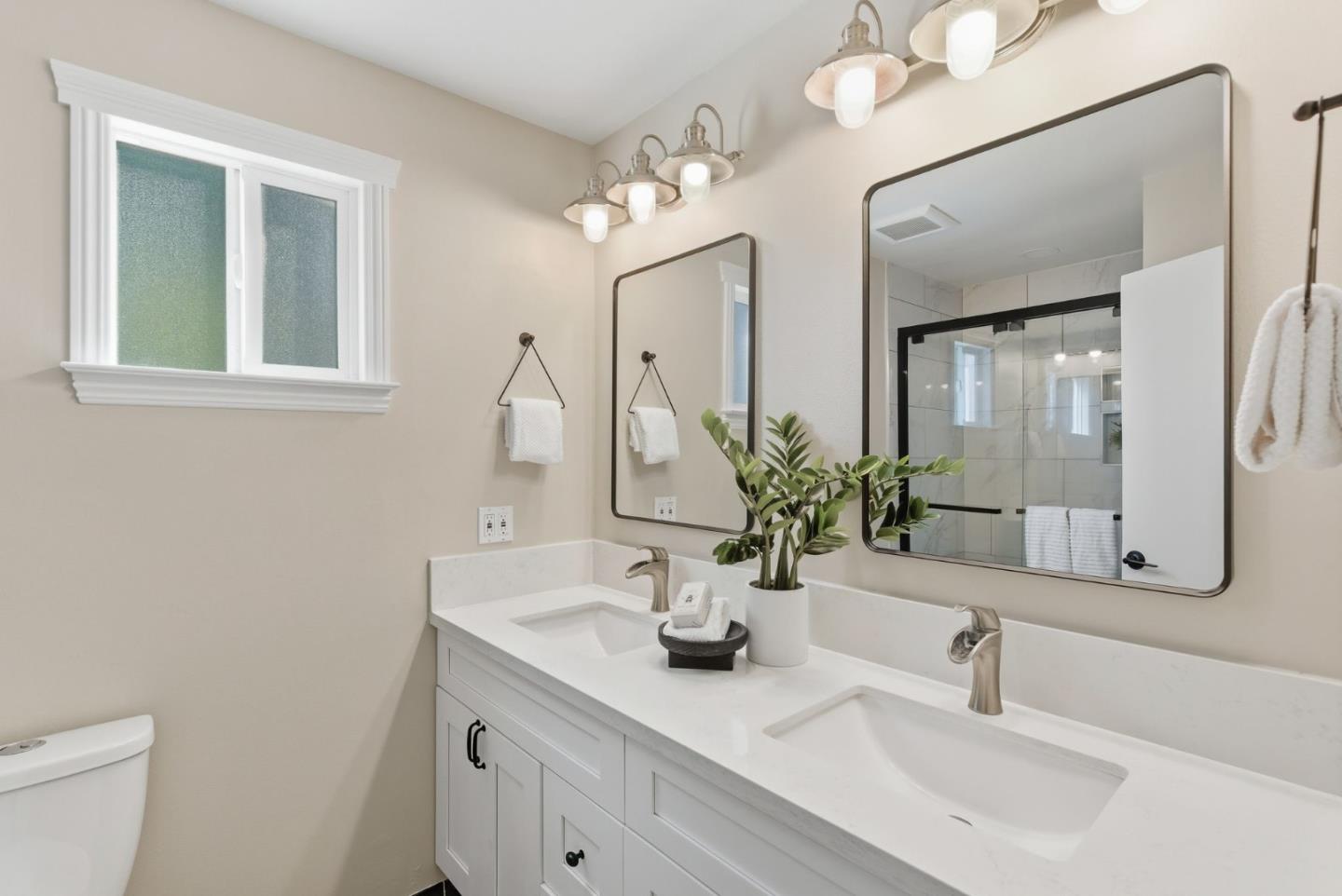 Detail Gallery Image 27 of 43 For 3891 Marfrance Dr, San Jose,  CA 95121 - 2 Beds | 2 Baths