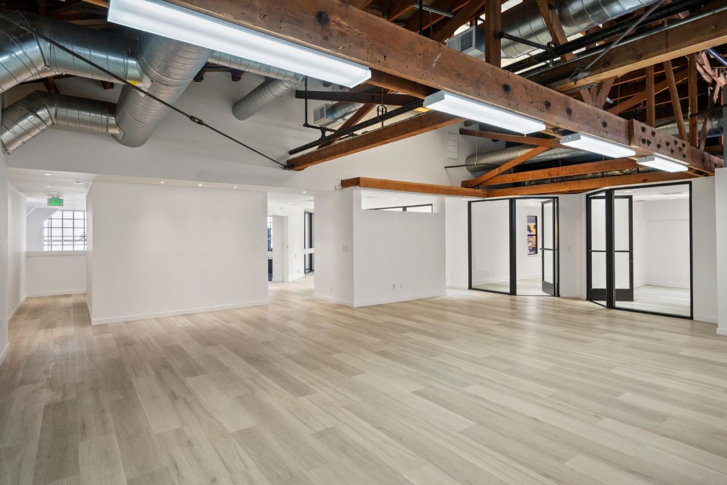 Detail Gallery Image 34 of 53 For 558-560 Waverley St, Palo Alto,  CA 94301 - – Beds | – Baths