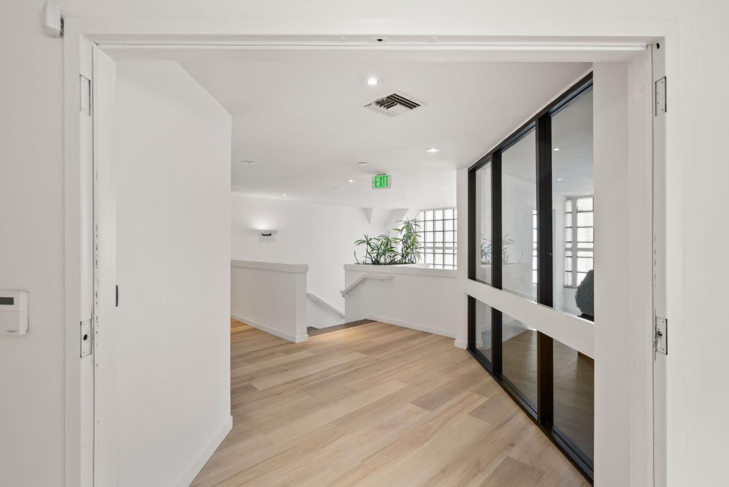 Detail Gallery Image 45 of 53 For 558-560 Waverley St, Palo Alto,  CA 94301 - – Beds | – Baths