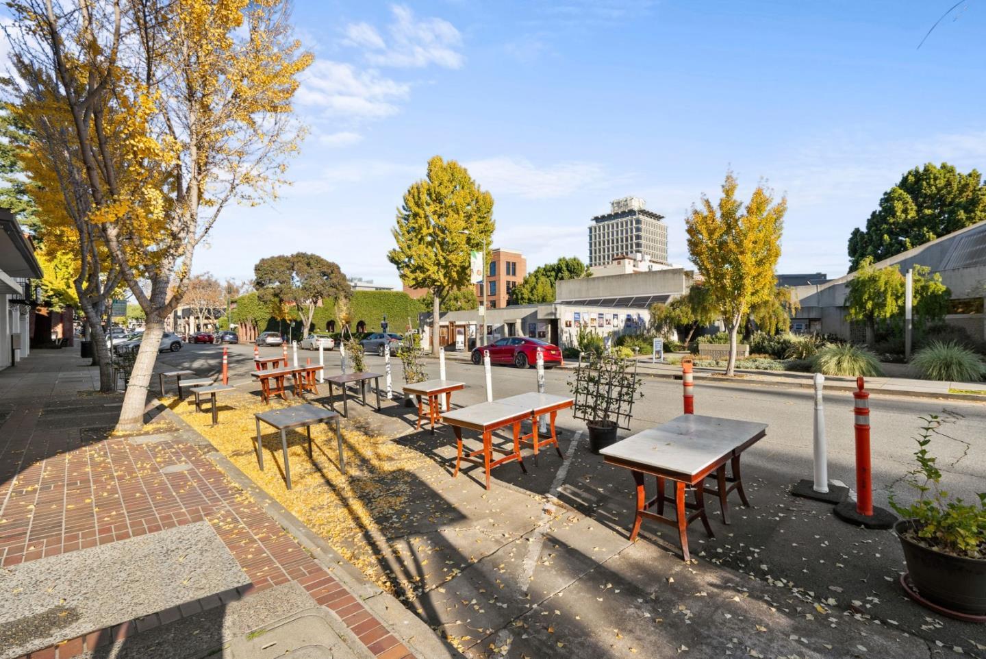 Detail Gallery Image 5 of 53 For 558-560 Waverley St, Palo Alto,  CA 94301 - – Beds | – Baths