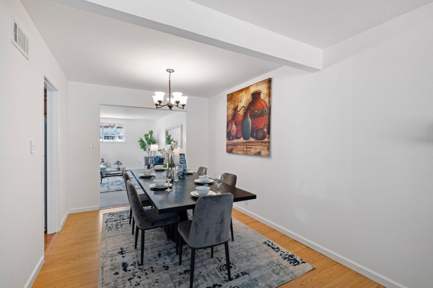 Detail Gallery Image 14 of 67 For 2425 Crestmoor Dr, San Bruno,  CA 94066 - 3 Beds | 2 Baths