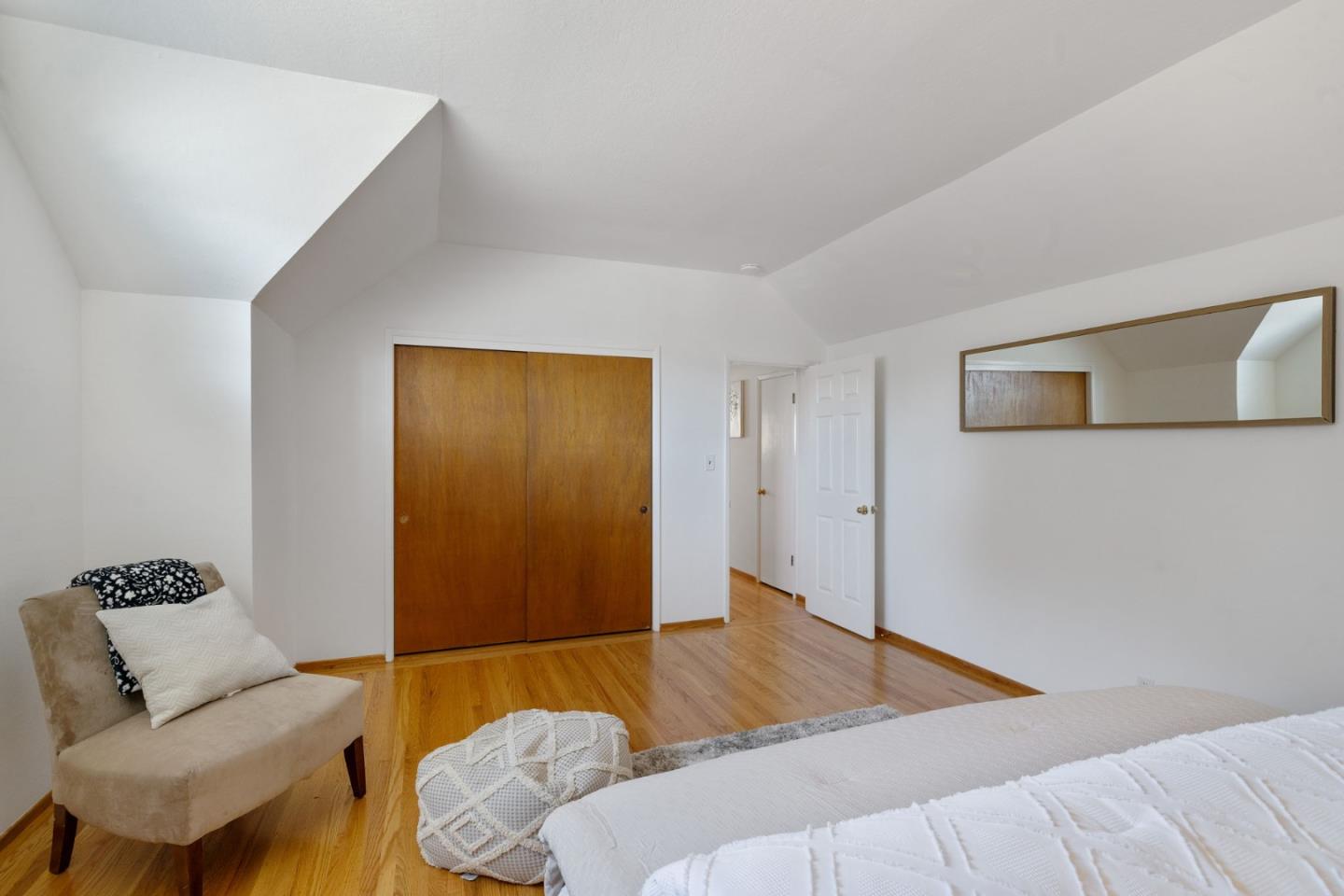 Detail Gallery Image 46 of 67 For 2425 Crestmoor Dr, San Bruno,  CA 94066 - 3 Beds | 2 Baths