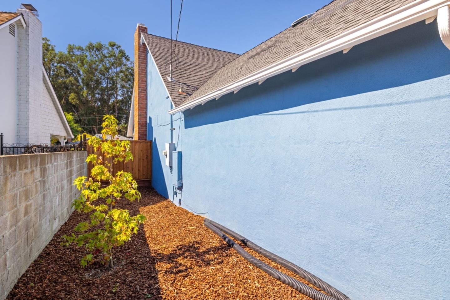 Detail Gallery Image 60 of 67 For 2425 Crestmoor Dr, San Bruno,  CA 94066 - 3 Beds | 2 Baths