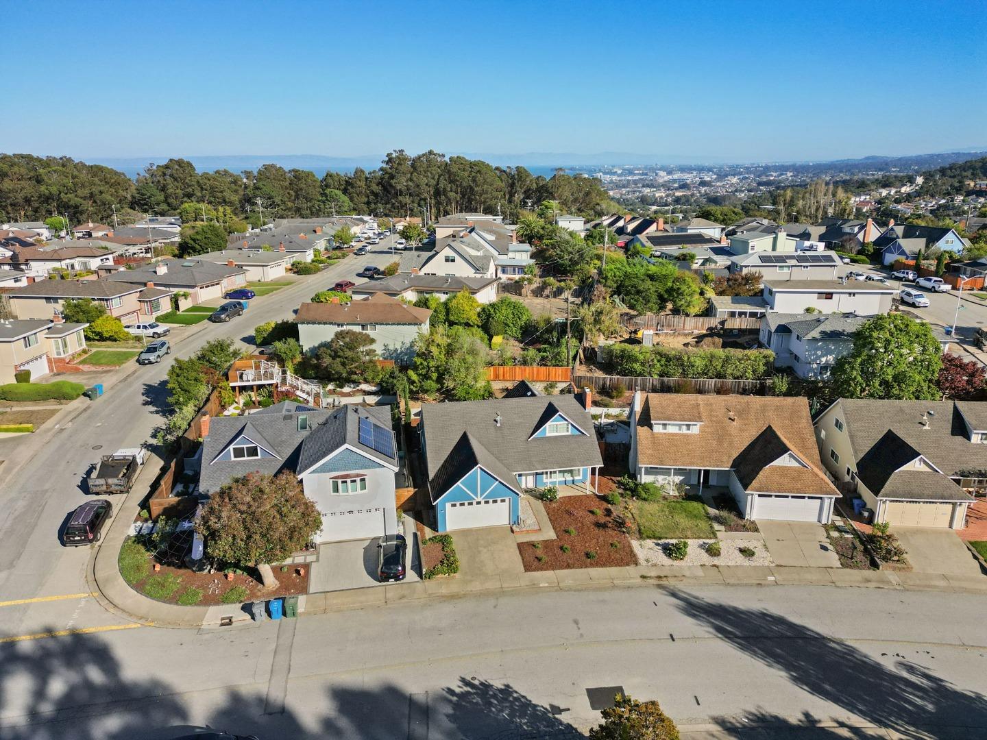 Detail Gallery Image 64 of 67 For 2425 Crestmoor Dr, San Bruno,  CA 94066 - 3 Beds | 2 Baths