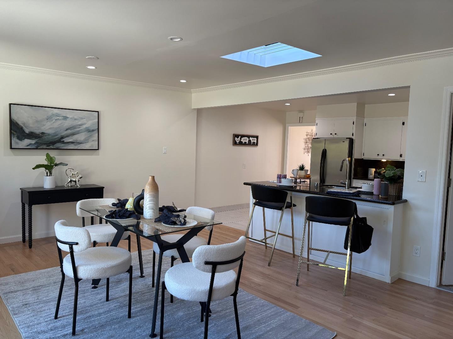 Detail Gallery Image 17 of 22 For 261 Wyandotte Ave, Daly City,  CA 94014 - 4 Beds | 2 Baths