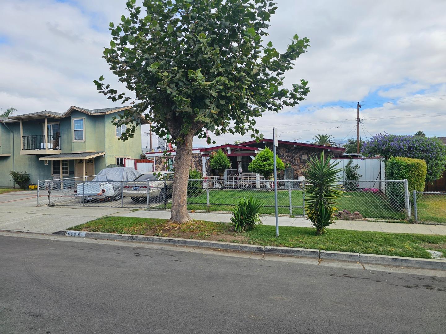 Detail Gallery Image 3 of 13 For 1420 Orlando Dr, San Jose,  CA 95122 - 3 Beds | 1 Baths