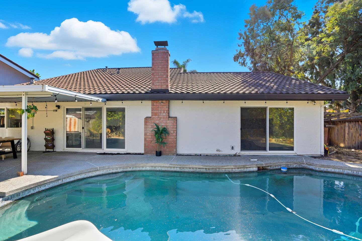 Detail Gallery Image 27 of 31 For 5068 Calwa Ct, San Jose,  CA 95111 - 4 Beds | 3 Baths