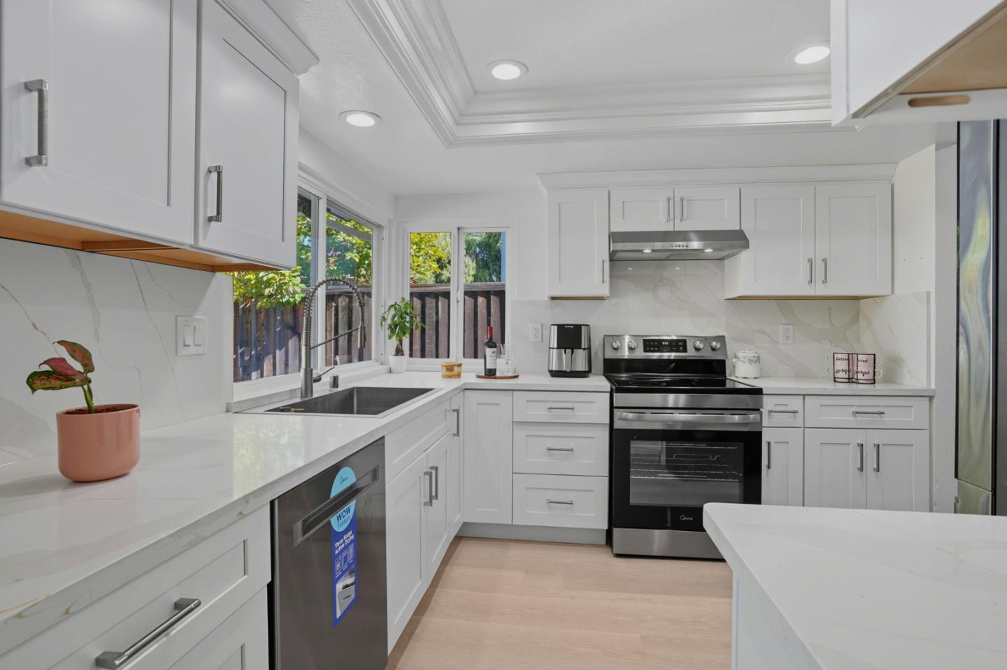 Detail Gallery Image 9 of 31 For 5068 Calwa Ct, San Jose,  CA 95111 - 4 Beds | 3 Baths