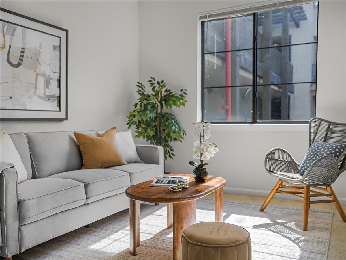 Detail Gallery Image 5 of 18 For 1060 S 3rd St #216,  San Jose,  CA 95112 - 1 Beds | 1 Baths