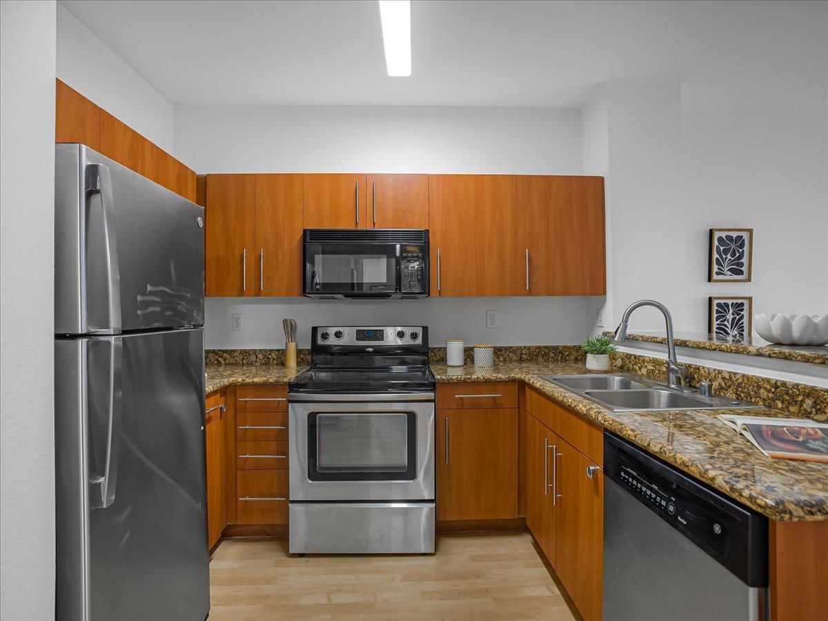 Detail Gallery Image 9 of 18 For 1060 S 3rd St #216,  San Jose,  CA 95112 - 1 Beds | 1 Baths