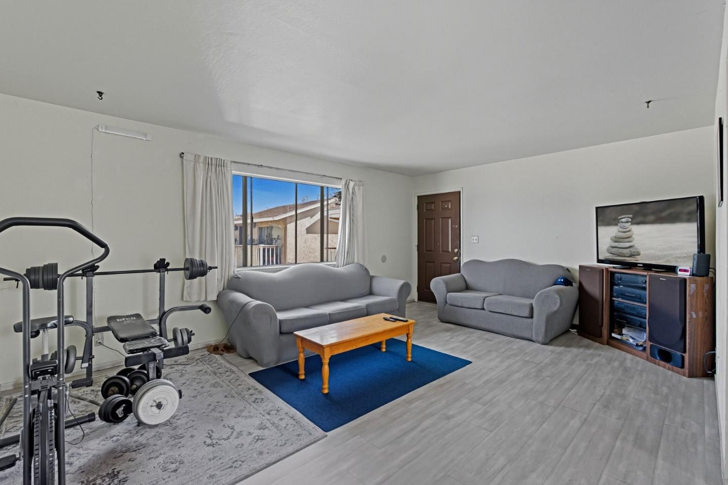 Detail Gallery Image 6 of 28 For 208 3rd Ave, Redwood City,  CA 94063 - – Beds | – Baths