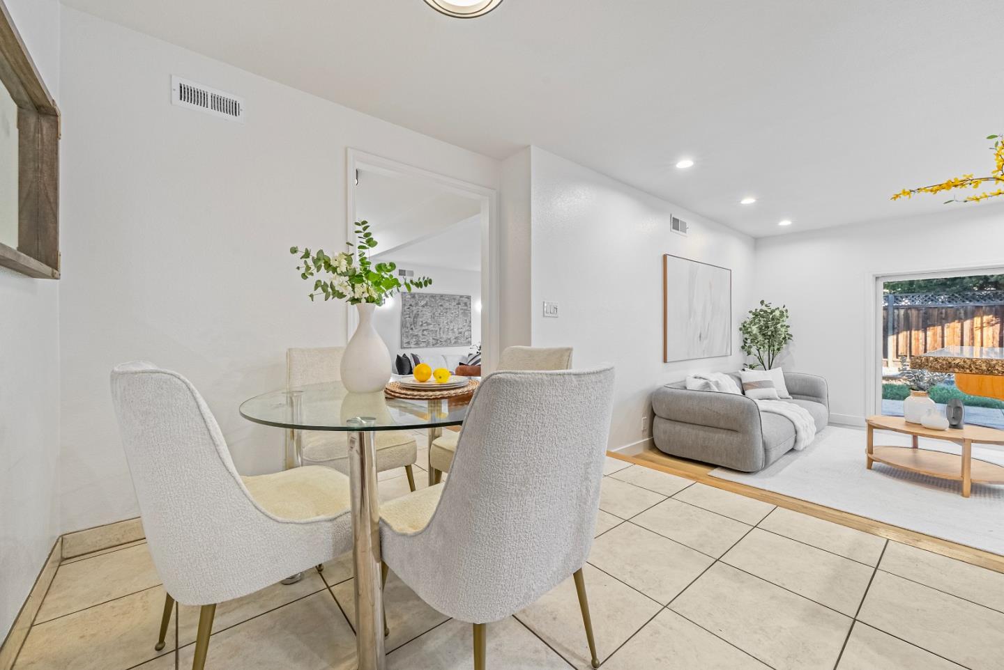 Detail Gallery Image 17 of 42 For 415 Conestoga Way, San Jose,  CA 95123 - 5 Beds | 2 Baths