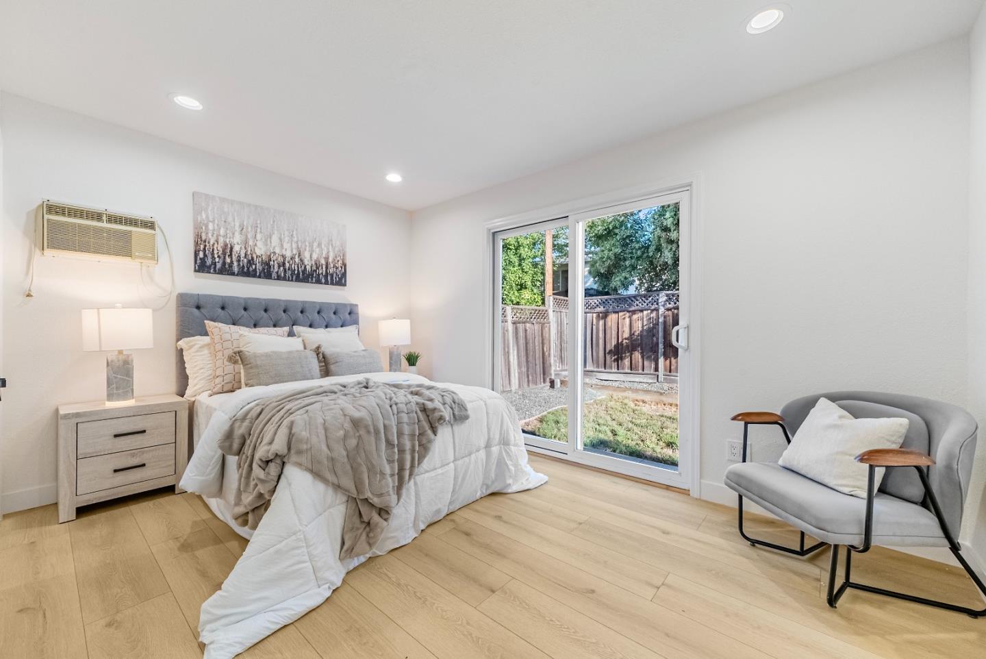 Detail Gallery Image 19 of 42 For 415 Conestoga Way, San Jose,  CA 95123 - 5 Beds | 2 Baths