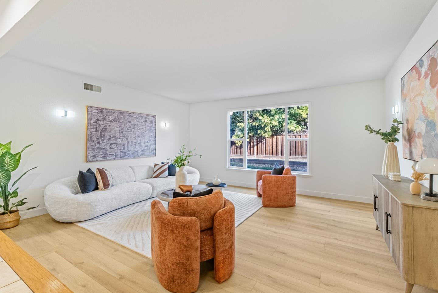 Detail Gallery Image 7 of 42 For 415 Conestoga Way, San Jose,  CA 95123 - 5 Beds | 2 Baths