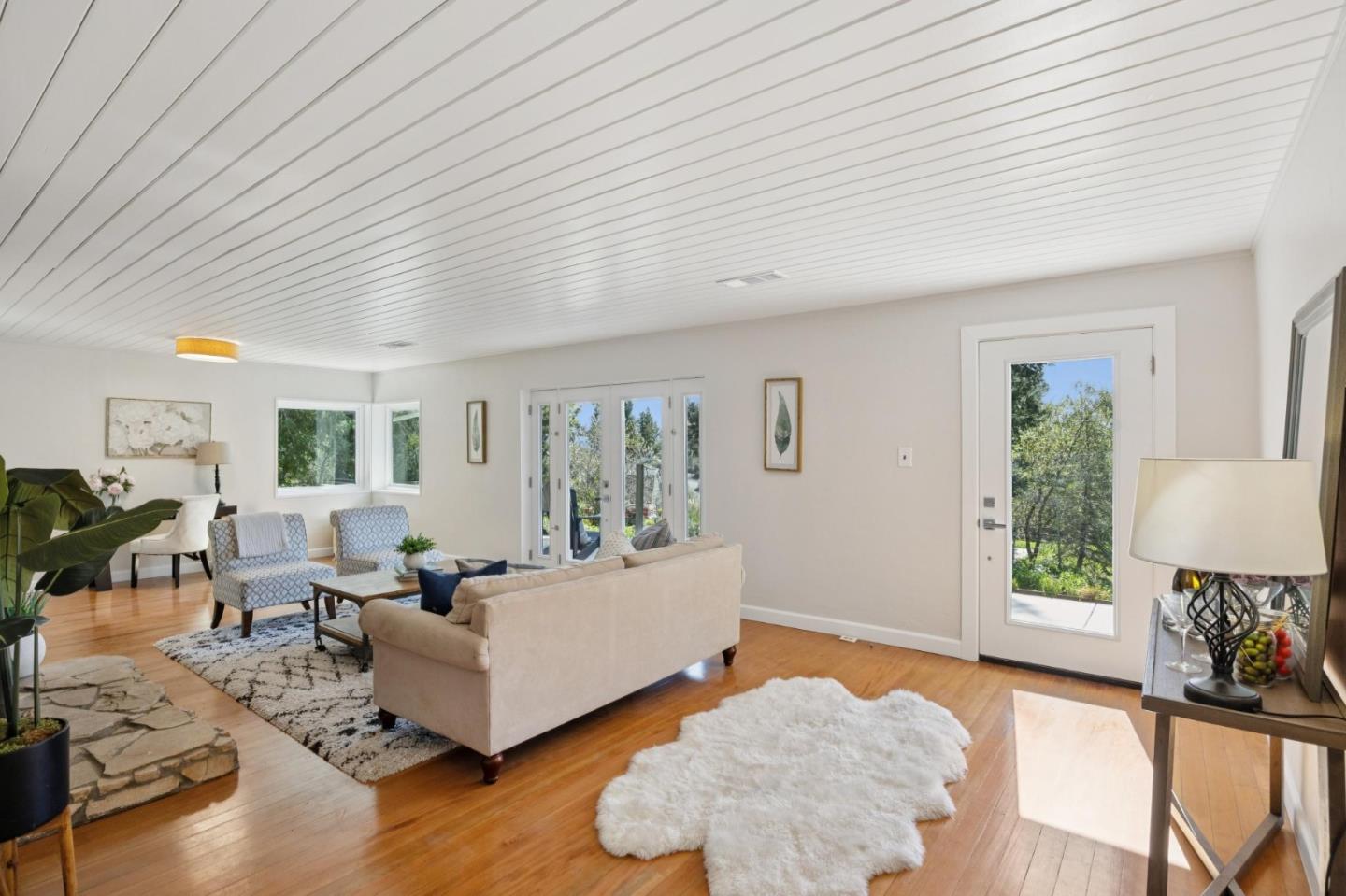 Detail Gallery Image 9 of 58 For 22430 Summit Rd, Los Gatos,  CA 95033 - 3 Beds | 2 Baths