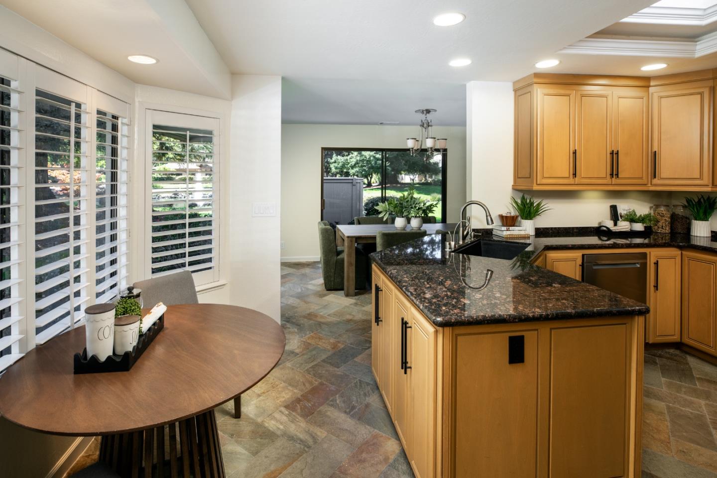 Detail Gallery Image 13 of 38 For 23 Bay Tree Ln, Los Altos,  CA 94022 - 2 Beds | 2 Baths