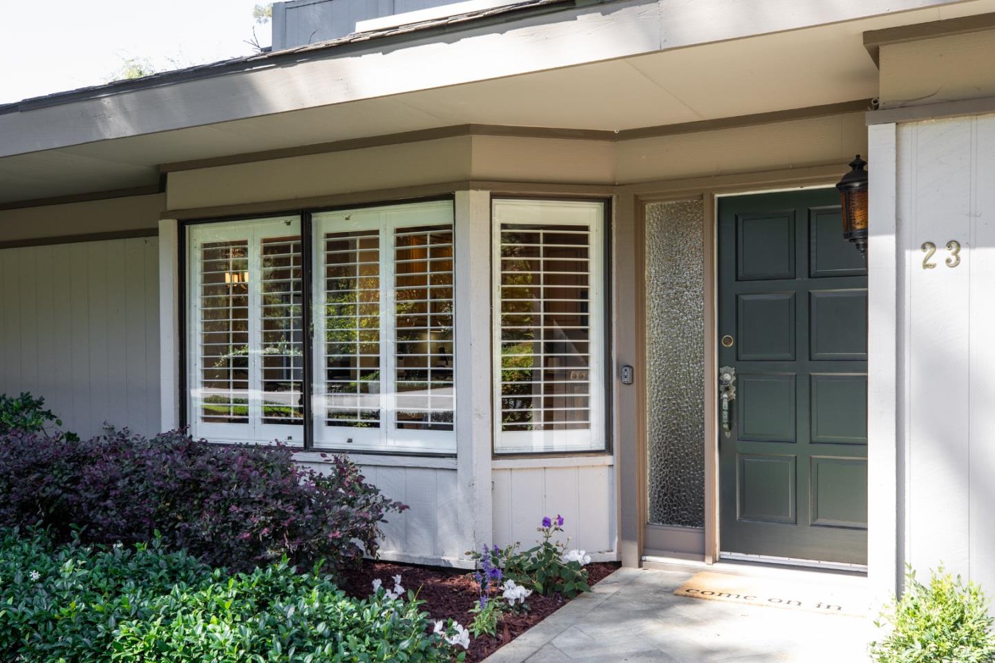 Detail Gallery Image 2 of 38 For 23 Bay Tree Ln, Los Altos,  CA 94022 - 2 Beds | 2 Baths