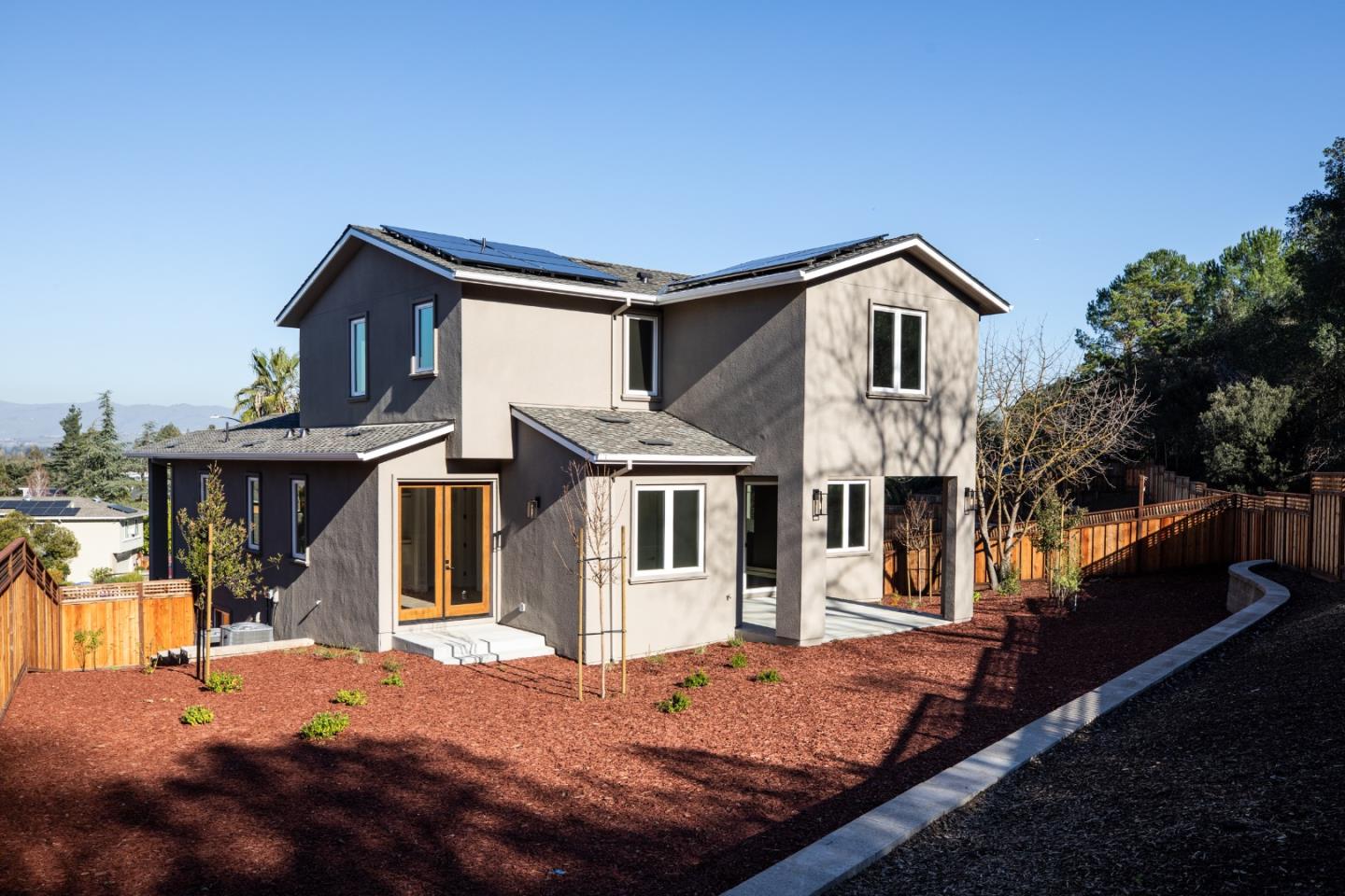 Detail Gallery Image 7 of 9 For 6216 Glendora Ct, San Jose,  CA 95123 - 4 Beds | 3/1 Baths