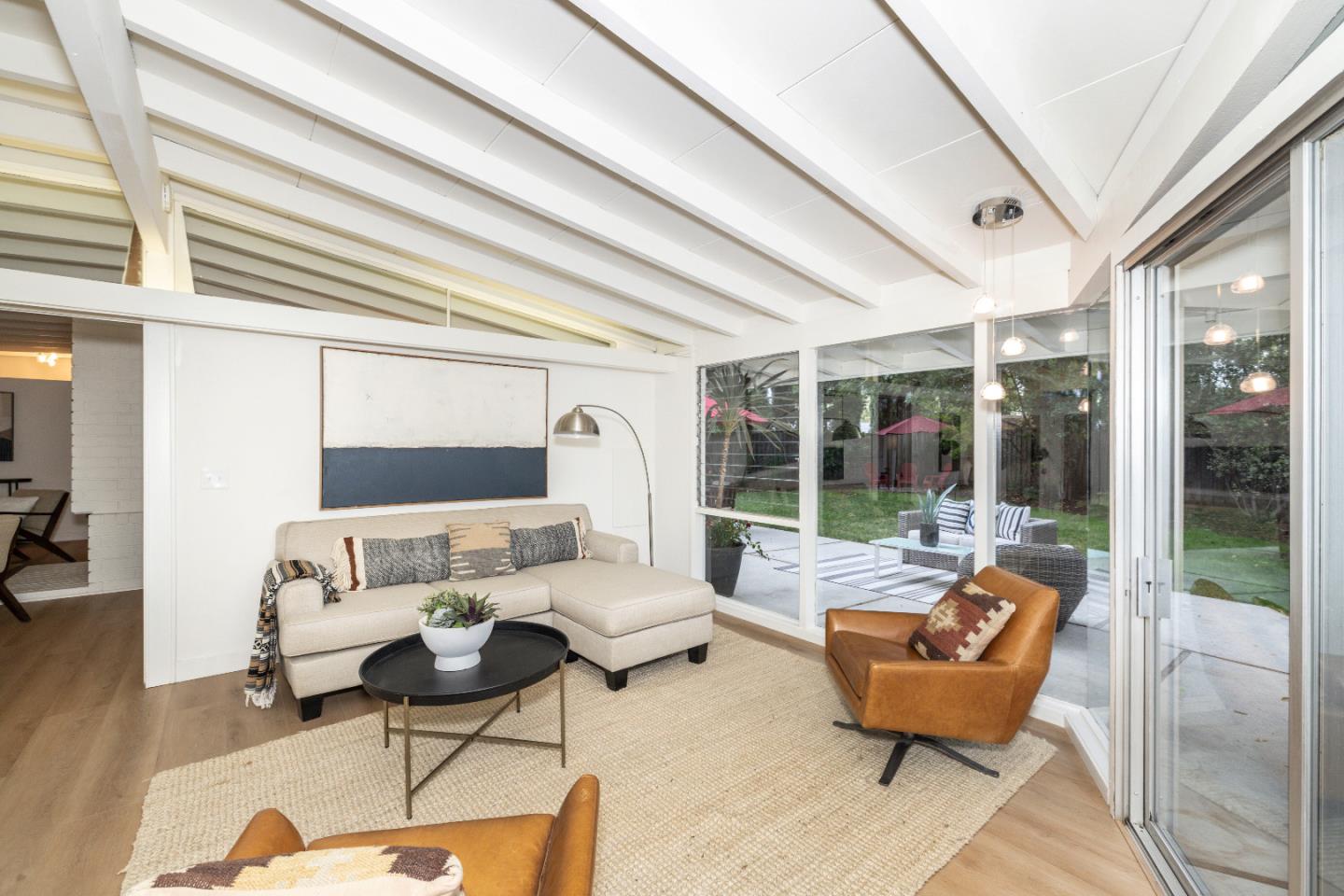 Detail Gallery Image 11 of 39 For 3141 David Ct, Palo Alto,  CA 94303 - 3 Beds | 2 Baths