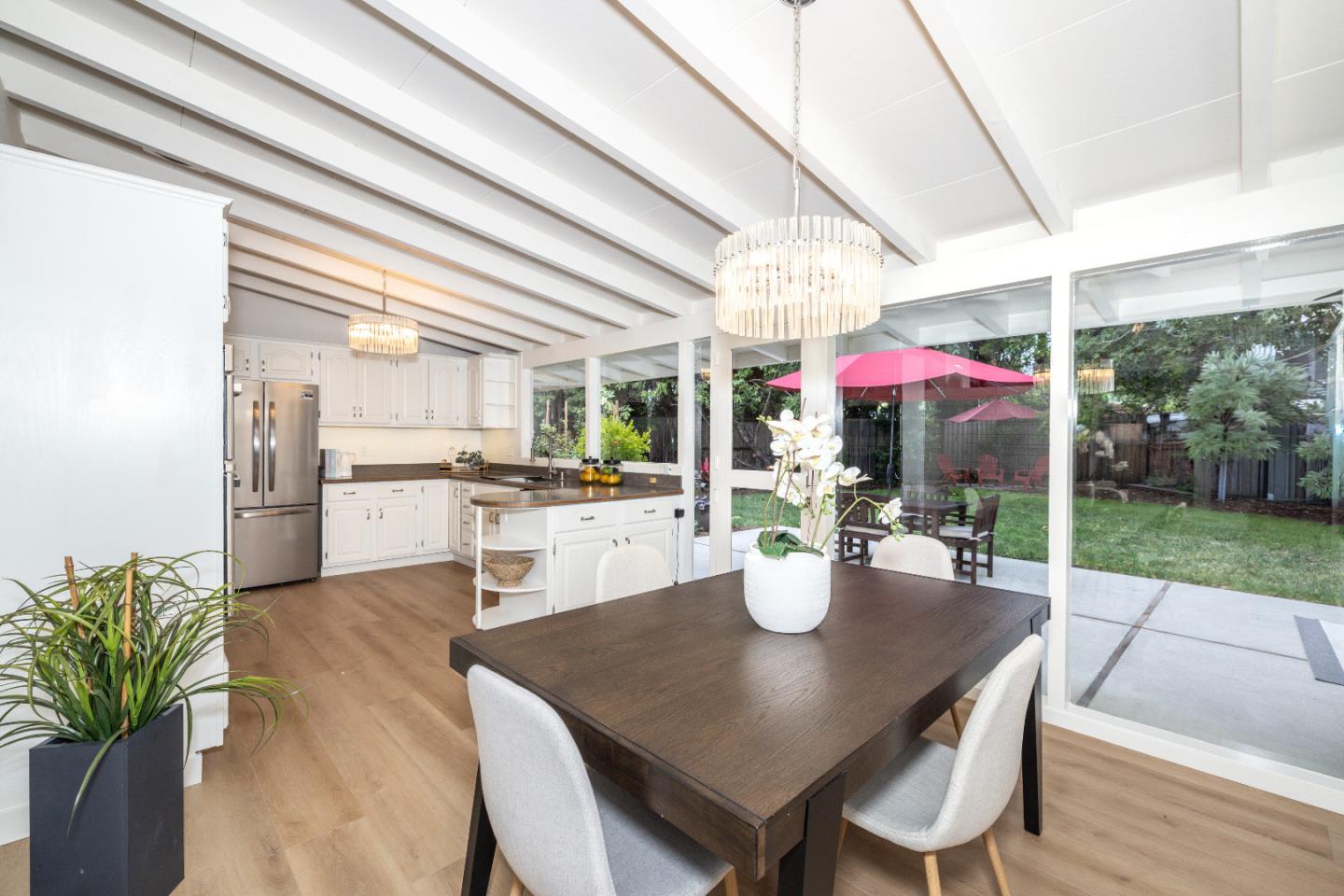 Detail Gallery Image 15 of 39 For 3141 David Ct, Palo Alto,  CA 94303 - 3 Beds | 2 Baths