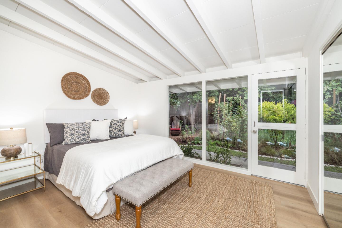 Detail Gallery Image 19 of 39 For 3141 David Ct, Palo Alto,  CA 94303 - 3 Beds | 2 Baths