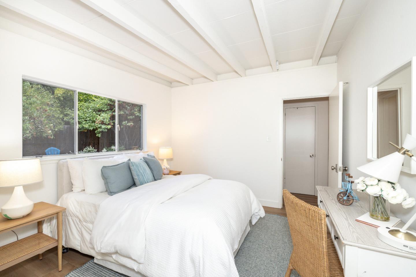 Detail Gallery Image 25 of 39 For 3141 David Ct, Palo Alto,  CA 94303 - 3 Beds | 2 Baths