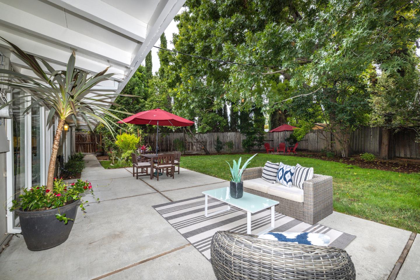 Detail Gallery Image 28 of 39 For 3141 David Ct, Palo Alto,  CA 94303 - 3 Beds | 2 Baths