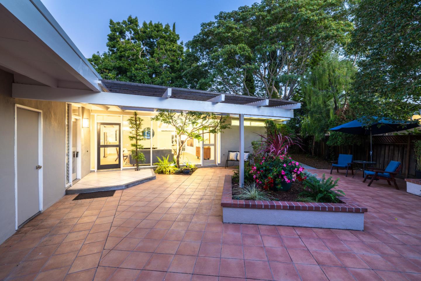 Detail Gallery Image 33 of 39 For 3141 David Ct, Palo Alto,  CA 94303 - 3 Beds | 2 Baths