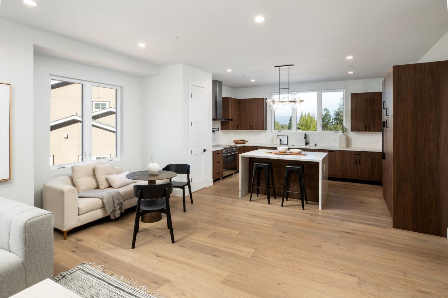 Detail Gallery Image 14 of 34 For 6218 Glendora Ct, San Jose,  CA 95123 - 4 Beds | 3/1 Baths