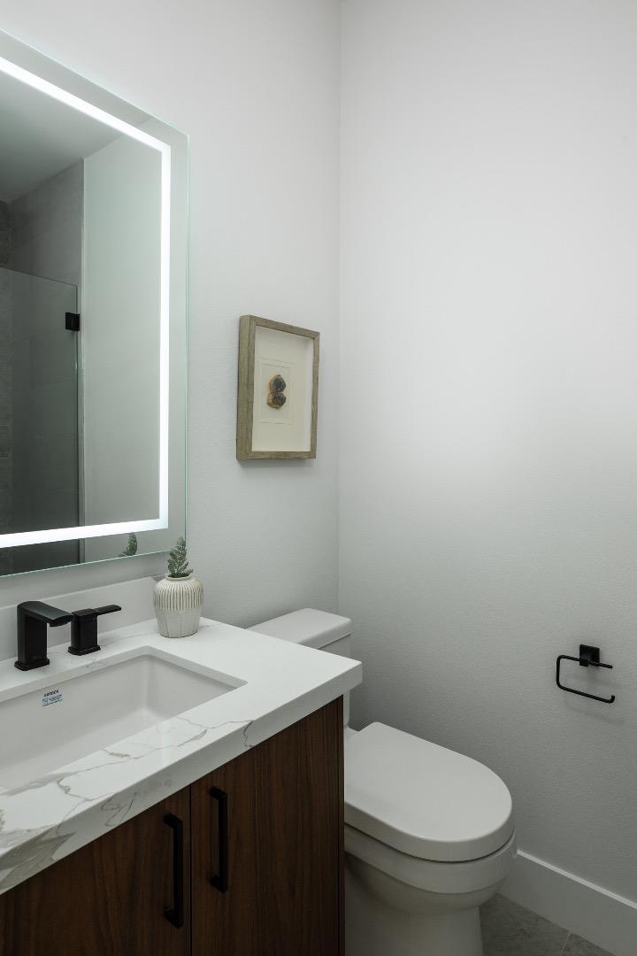 Detail Gallery Image 24 of 34 For 6218 Glendora Ct, San Jose,  CA 95123 - 4 Beds | 3/1 Baths