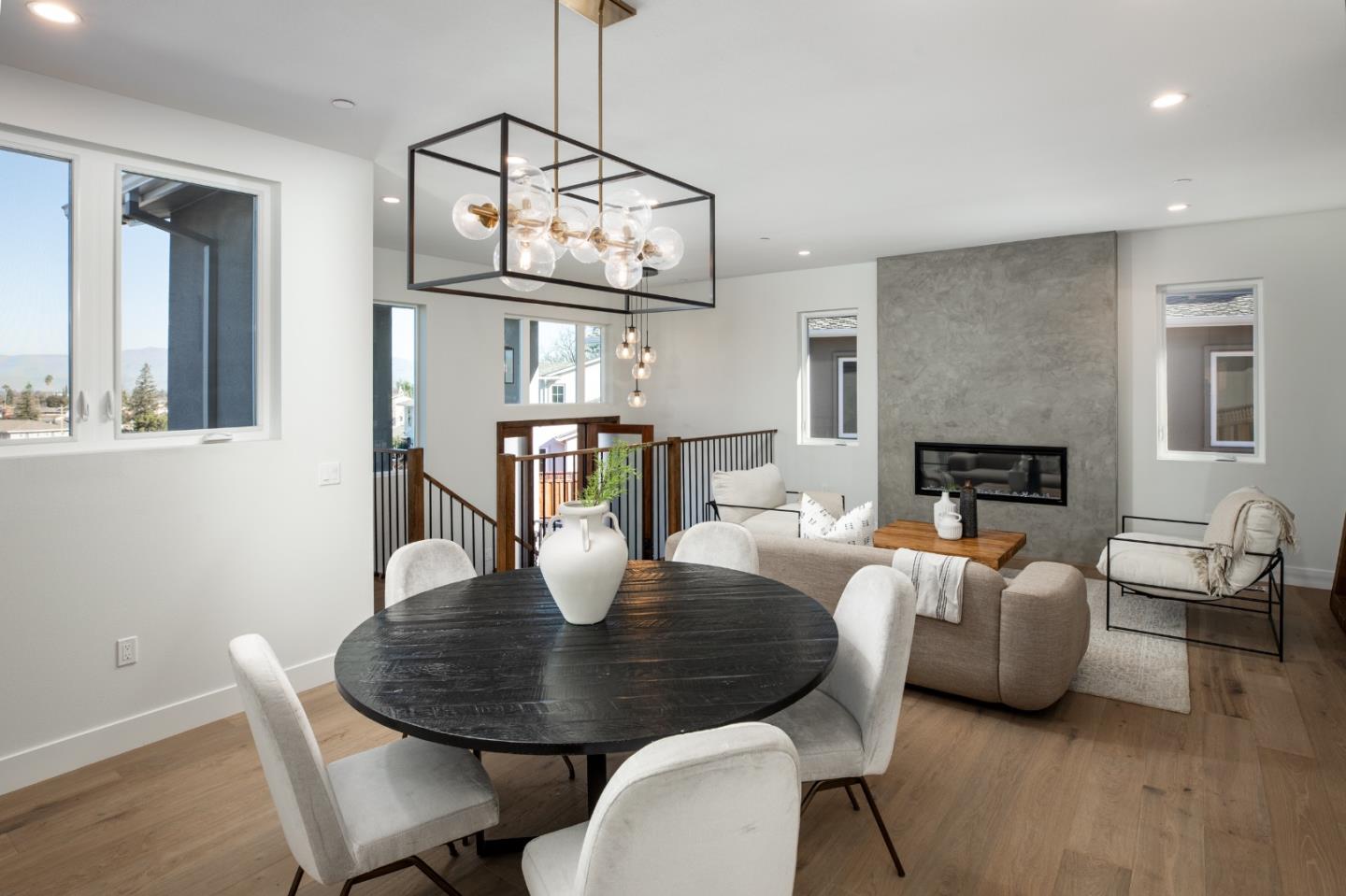 Detail Gallery Image 7 of 34 For 6218 Glendora Ct, San Jose,  CA 95123 - 4 Beds | 3/1 Baths