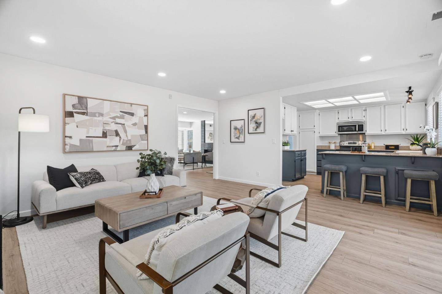 Detail Gallery Image 16 of 48 For 24392 Machado Ct, Hayward,  CA 94541 - 4 Beds | 2/1 Baths