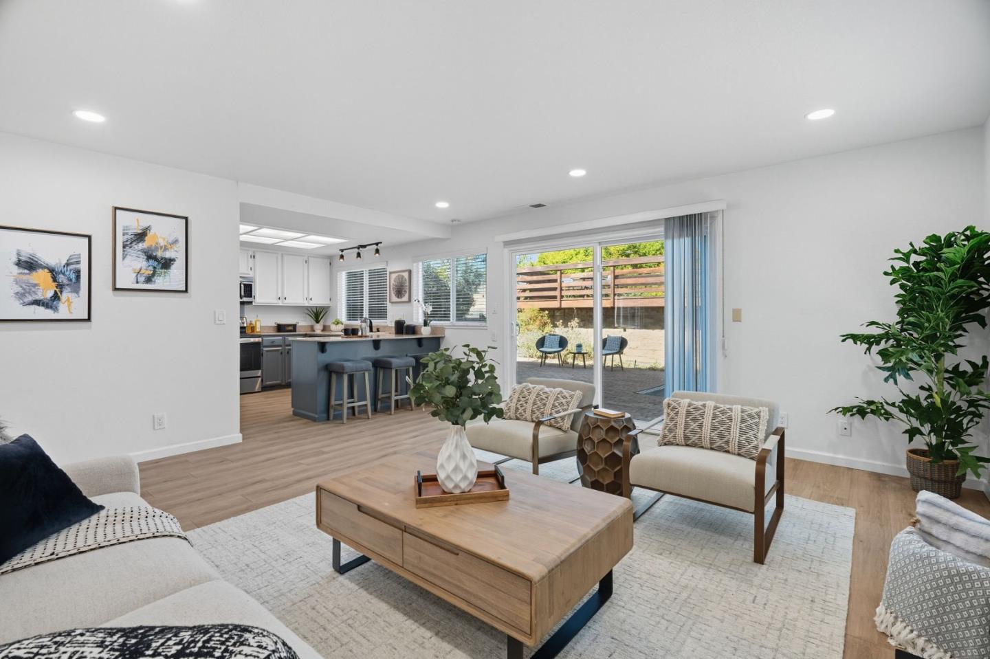 Detail Gallery Image 19 of 48 For 24392 Machado Ct, Hayward,  CA 94541 - 4 Beds | 2/1 Baths