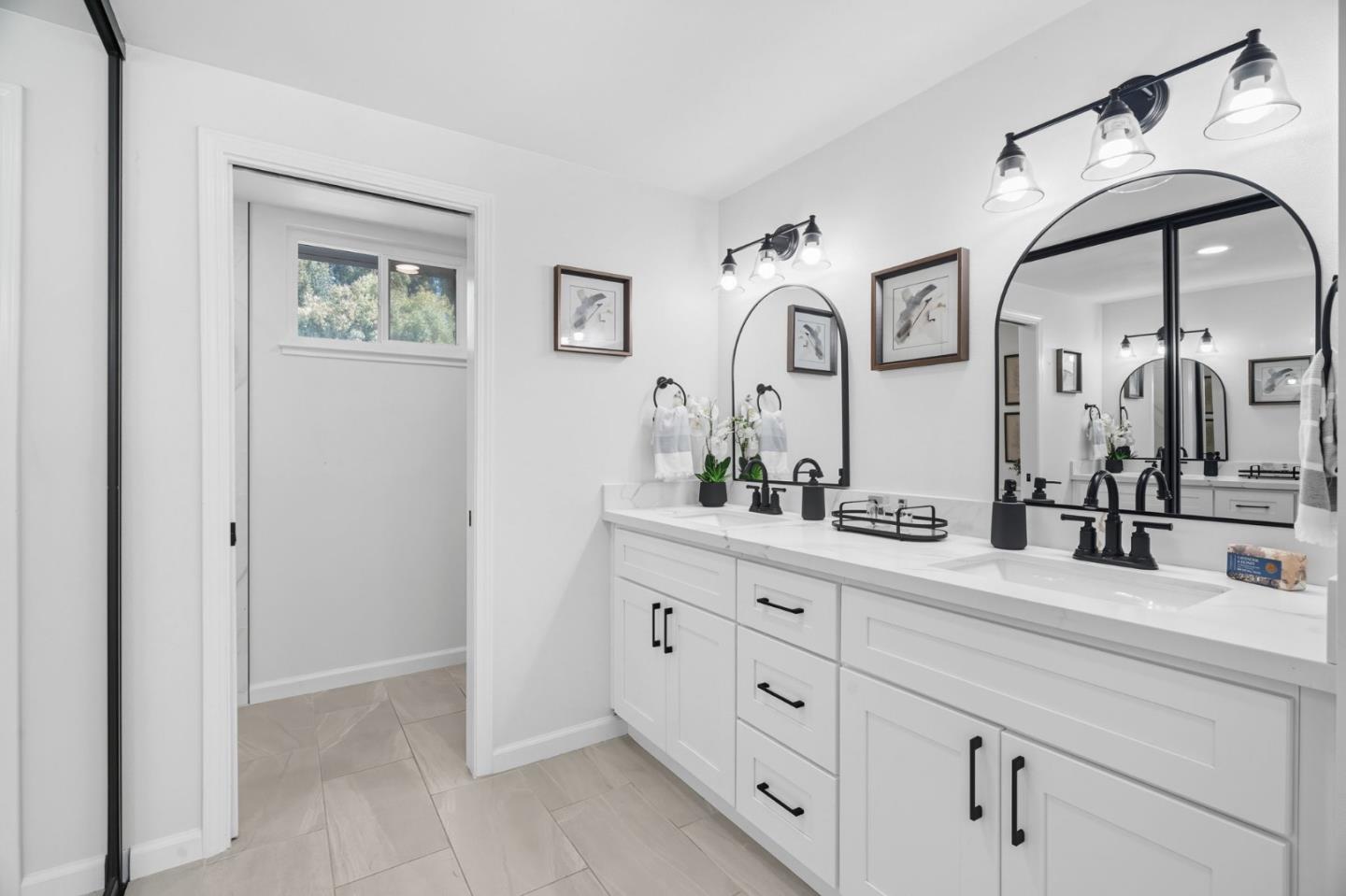 Detail Gallery Image 27 of 48 For 24392 Machado Ct, Hayward,  CA 94541 - 4 Beds | 2/1 Baths