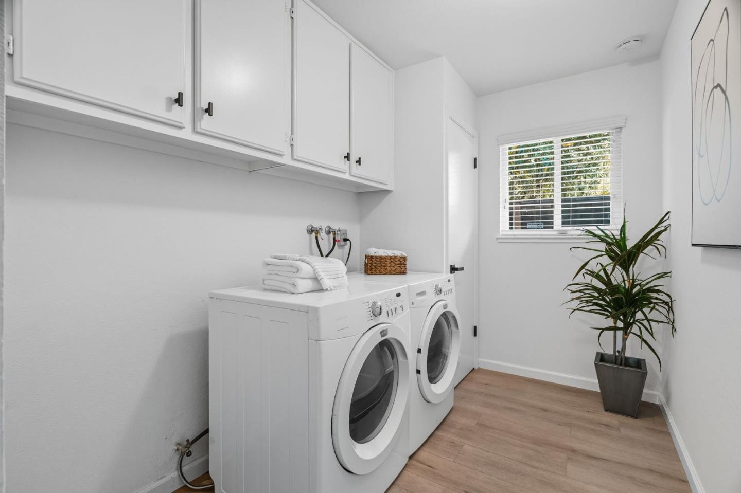 Detail Gallery Image 32 of 48 For 24392 Machado Ct, Hayward,  CA 94541 - 4 Beds | 2/1 Baths