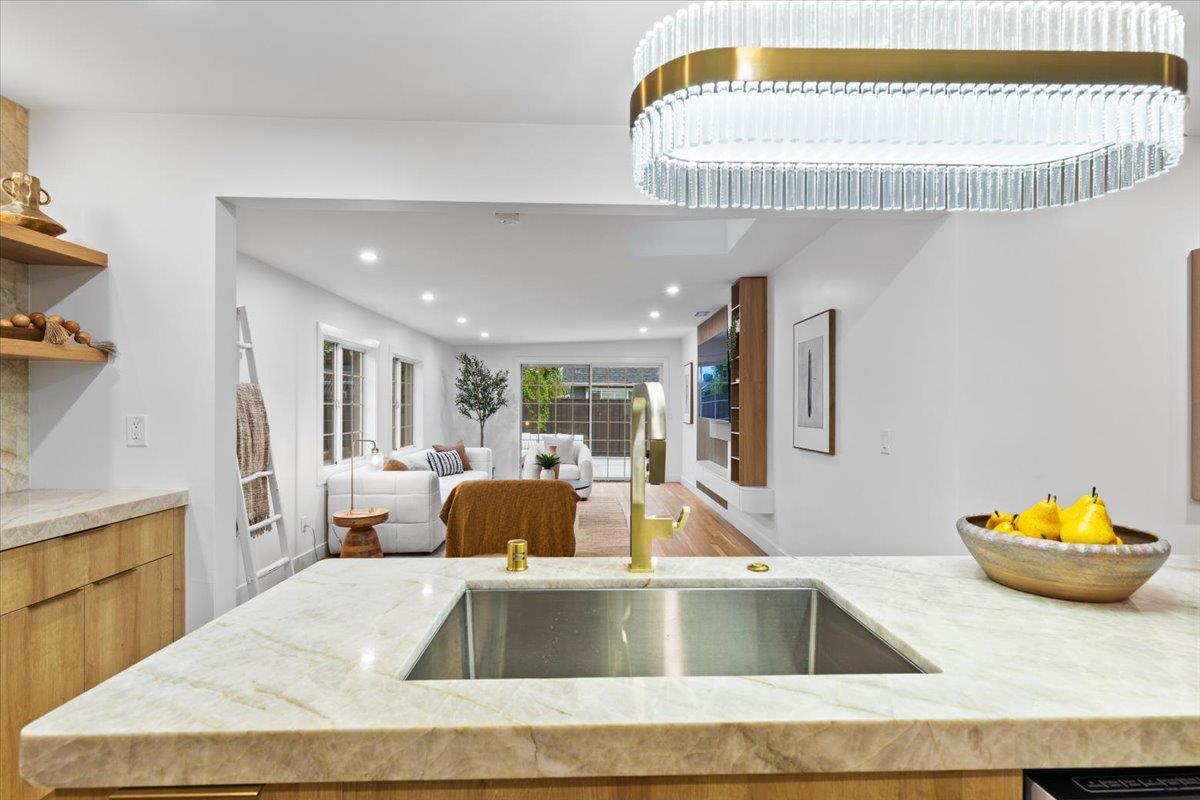 Detail Gallery Image 12 of 26 For 212 Belden Dr, San Jose,  CA 95123 - 3 Beds | 2 Baths