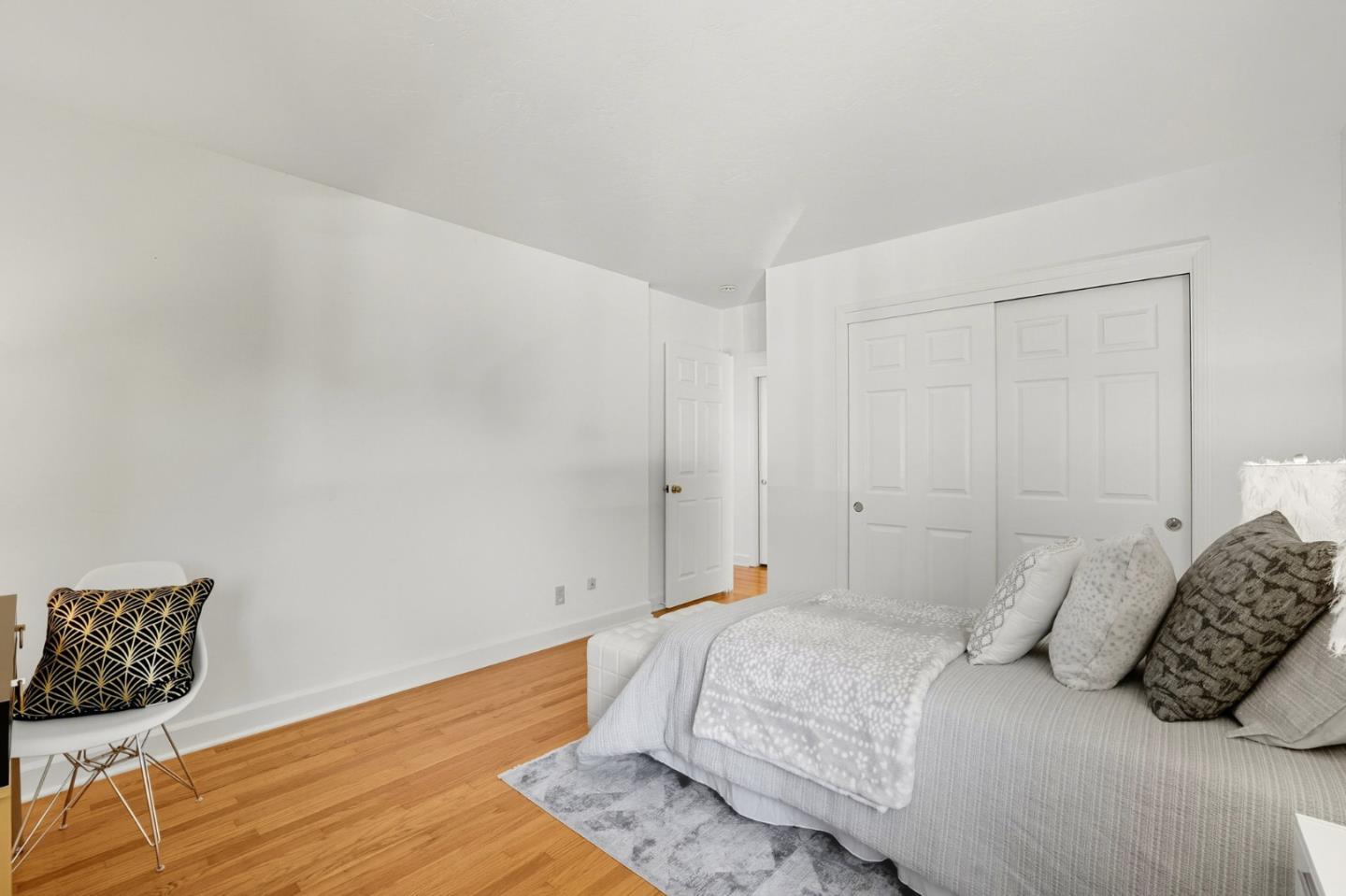 Detail Gallery Image 25 of 39 For 83 Almond Ave, Los Altos,  CA 94022 - 3 Beds | 2/1 Baths