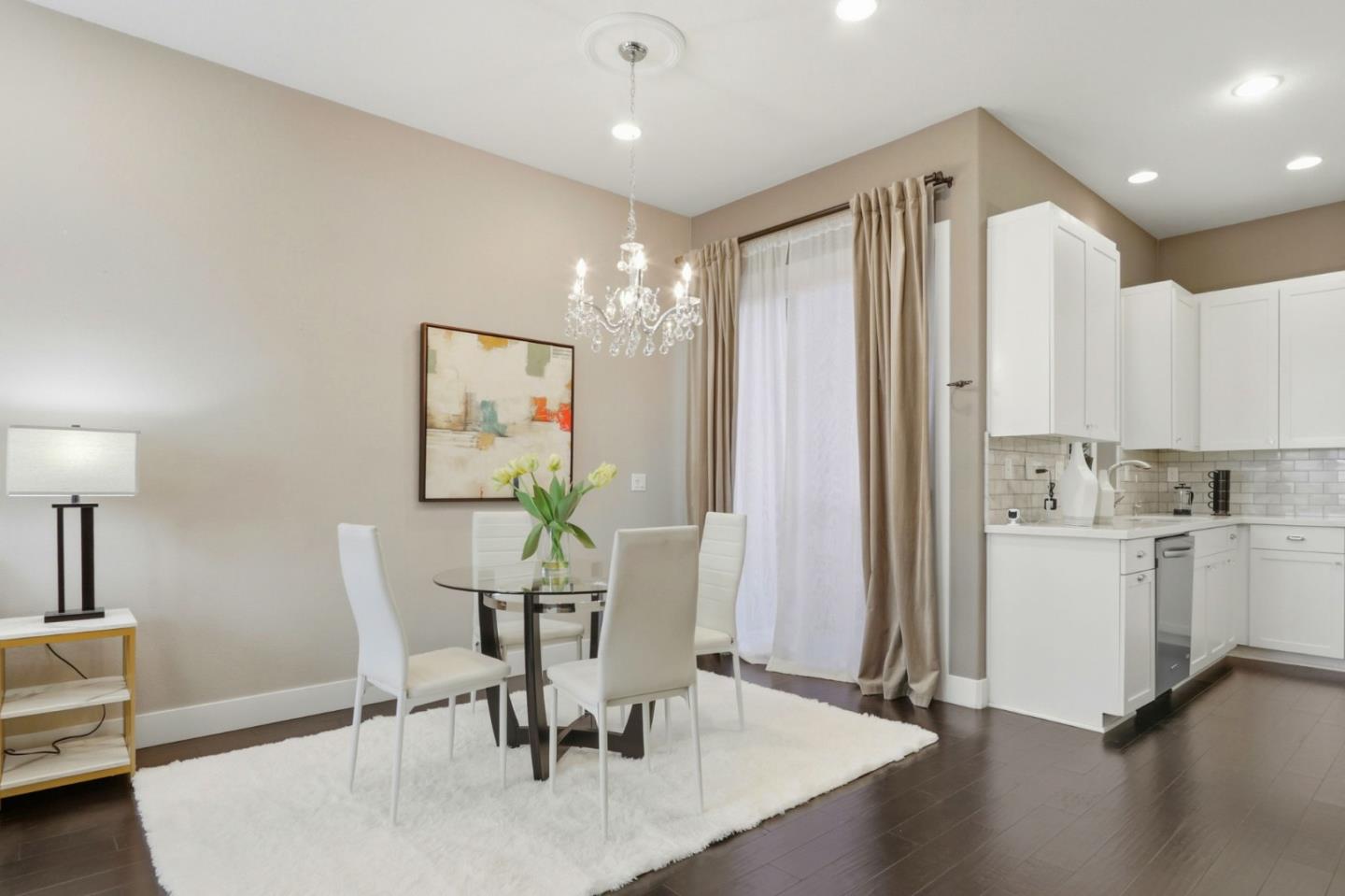 Detail Gallery Image 11 of 44 For 563 Odyssey Ln, Milpitas,  CA 95035 - 4 Beds | 3/1 Baths