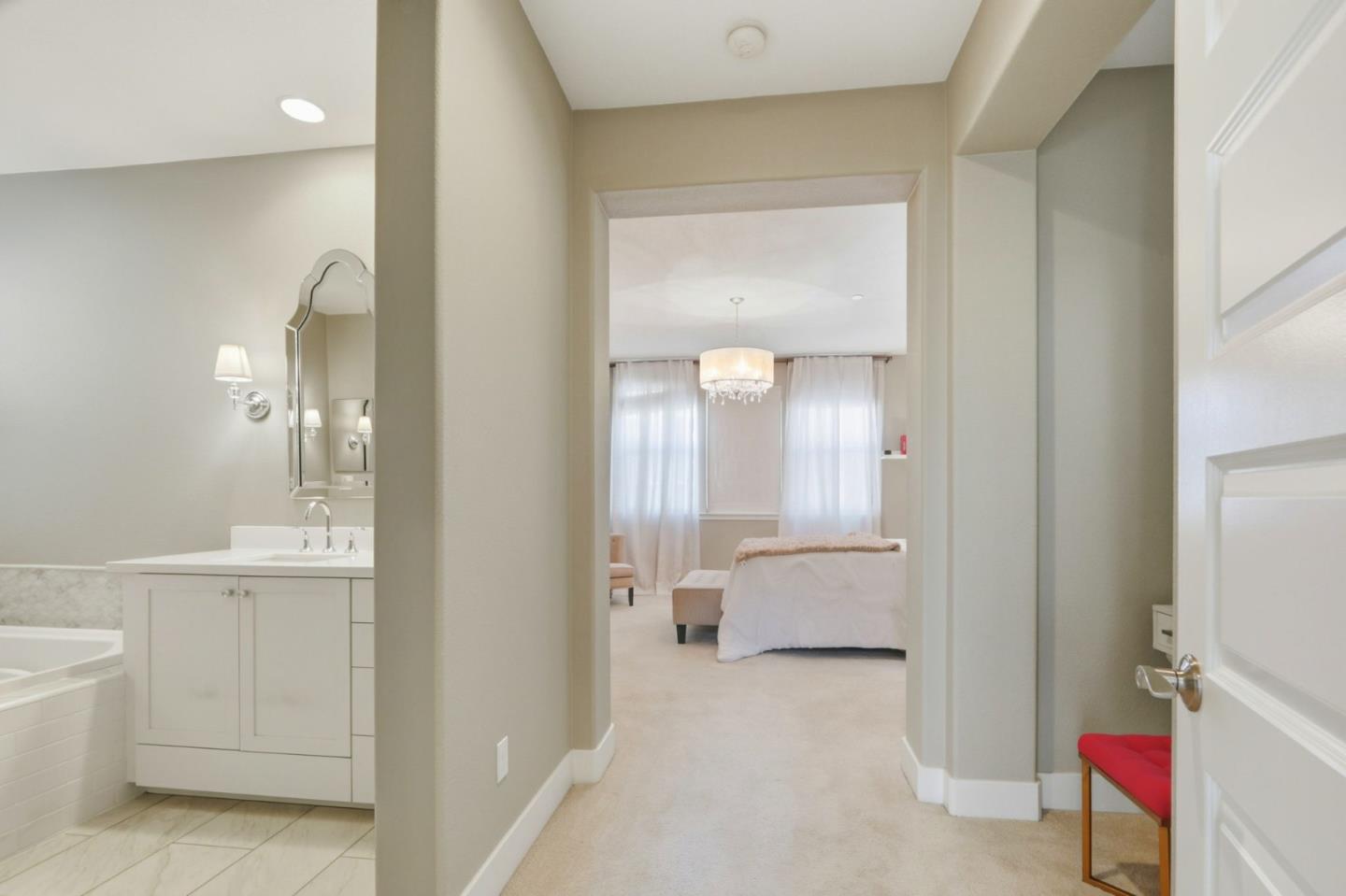 Detail Gallery Image 13 of 44 For 563 Odyssey Ln, Milpitas,  CA 95035 - 4 Beds | 3/1 Baths