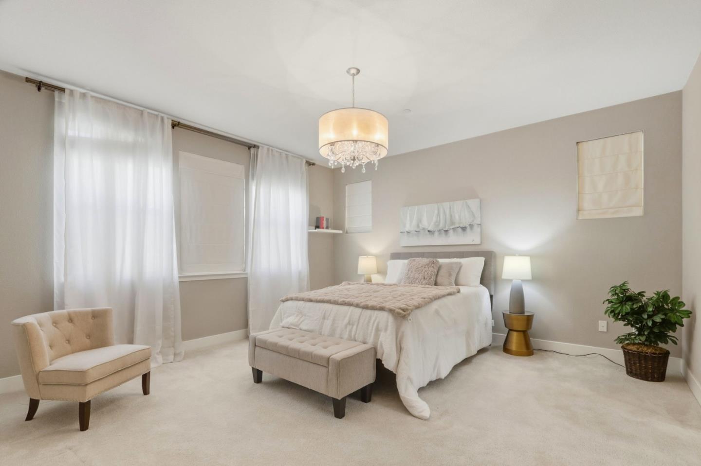 Detail Gallery Image 14 of 44 For 563 Odyssey Ln, Milpitas,  CA 95035 - 4 Beds | 3/1 Baths