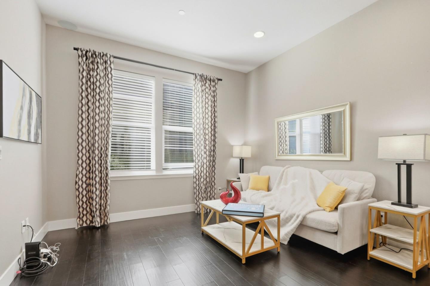 Detail Gallery Image 3 of 44 For 563 Odyssey Ln, Milpitas,  CA 95035 - 4 Beds | 3/1 Baths