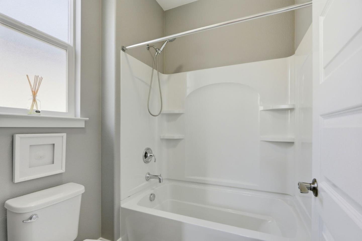 Detail Gallery Image 33 of 44 For 563 Odyssey Ln, Milpitas,  CA 95035 - 4 Beds | 3/1 Baths