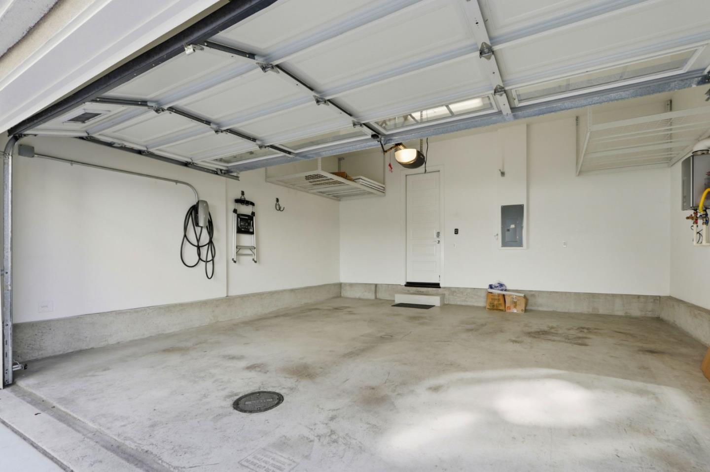 Detail Gallery Image 35 of 44 For 563 Odyssey Ln, Milpitas,  CA 95035 - 4 Beds | 3/1 Baths