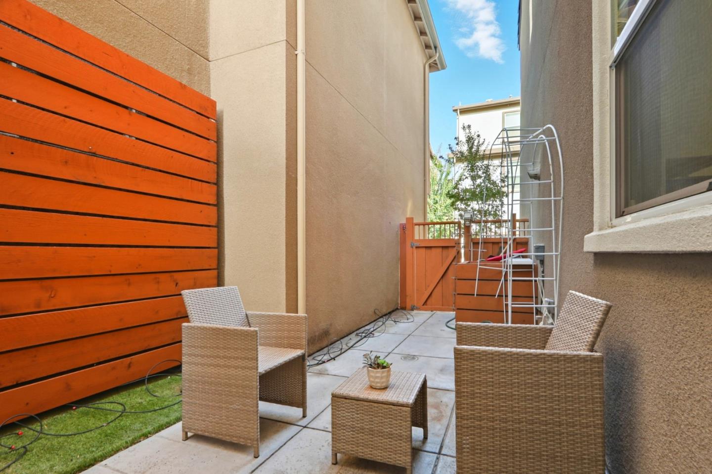 Detail Gallery Image 36 of 44 For 563 Odyssey Ln, Milpitas,  CA 95035 - 4 Beds | 3/1 Baths