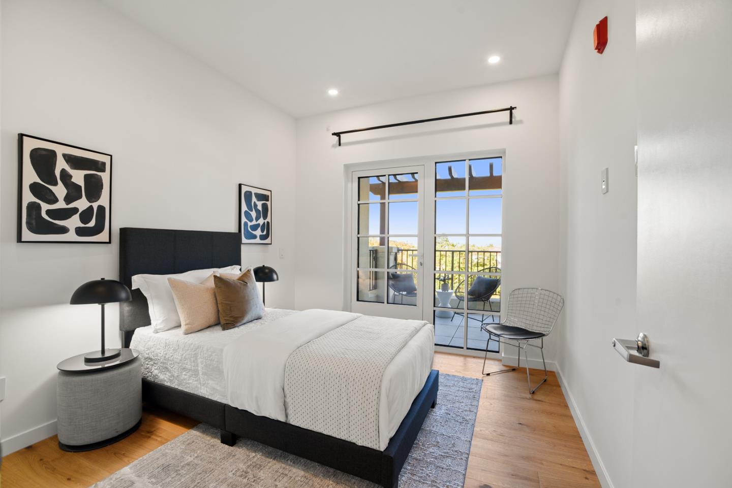 Detail Gallery Image 6 of 18 For 1501 Cherry St #410,  San Carlos,  CA 94070 - 2 Beds | 2 Baths