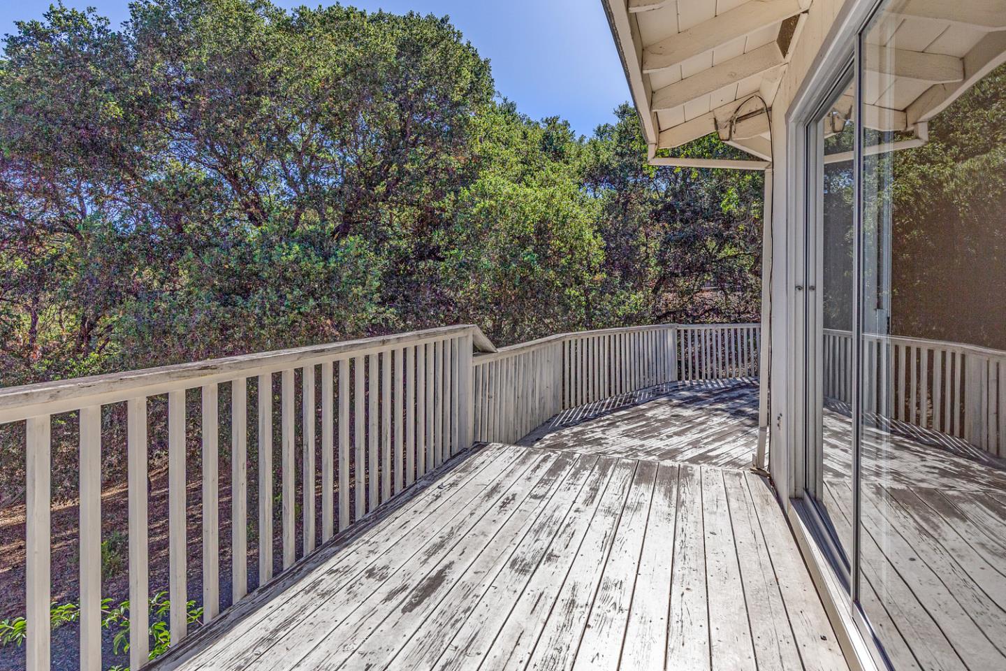 Detail Gallery Image 24 of 31 For 26385 Altamont Rd, Los Altos Hills,  CA 94022 - 4 Beds | 2 Baths